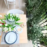 La Via Dell'acqua Bed & Breakfast Macari