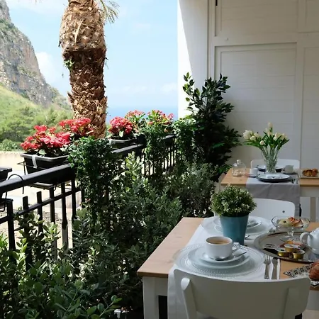 Bed & Breakfast La Via Dell'acqua Macari