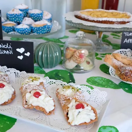 La Via Dell'acqua Bed & Breakfast *