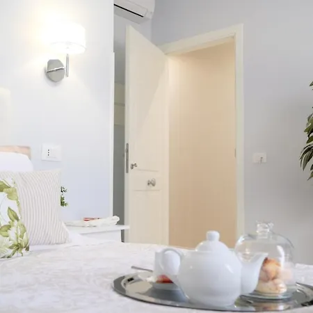La Via Dell'acqua Bed & Breakfast Macari