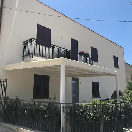 La Via Dell'acqua * Macari