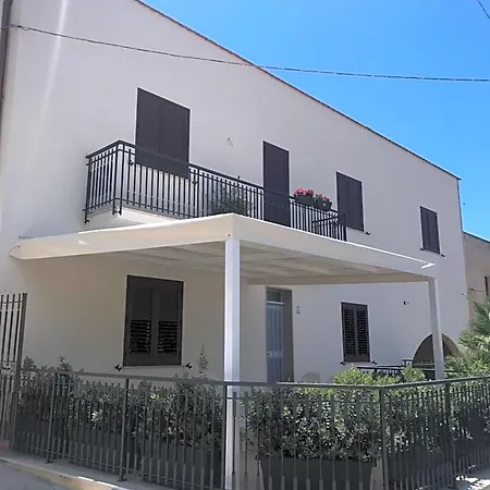 Bed & Breakfast La Via Dell'acqua Macari